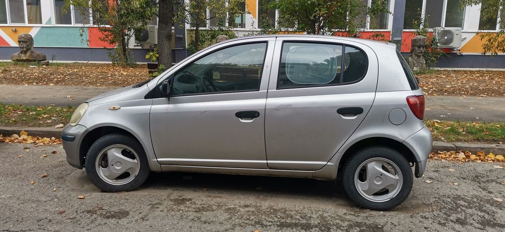 TOYOTA Yaris 2002 — imagine 3