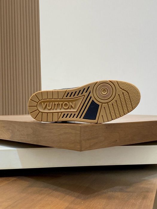 Adidasi Loui Vuitton , calitate premium , pe comand , noi , 43