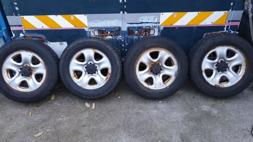 Джанти 16 5х114.3 с гуми 215 70 16 гр. Ахелой • OLX.bg