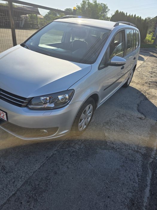 Vand Volkswagen Touran 2014 motor 2.0 DSG