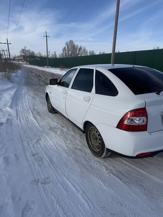 Продам машину приору в хорощем состаяние