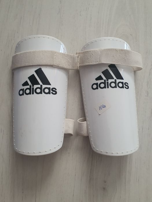 Articole sportive,casti,protectii tibie,role