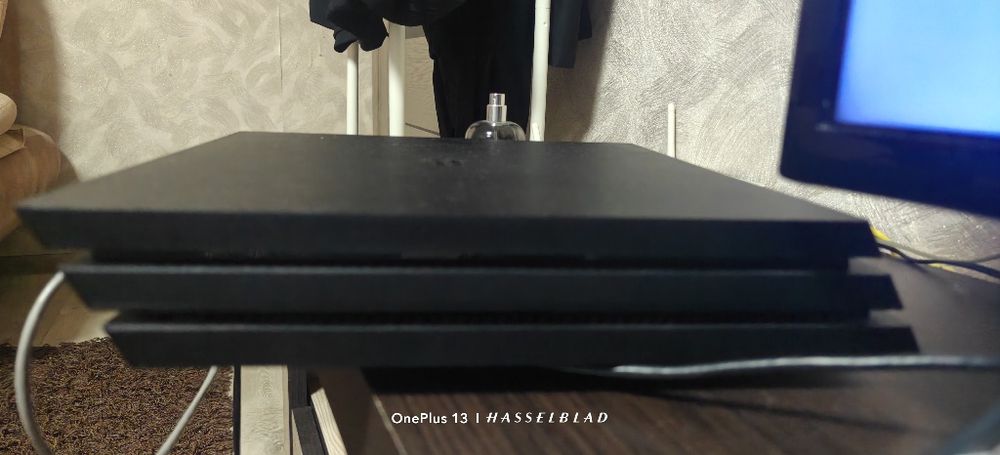 Playstation 4 pro 1tb ЧИТАТЬ ОПИСАНИЕ