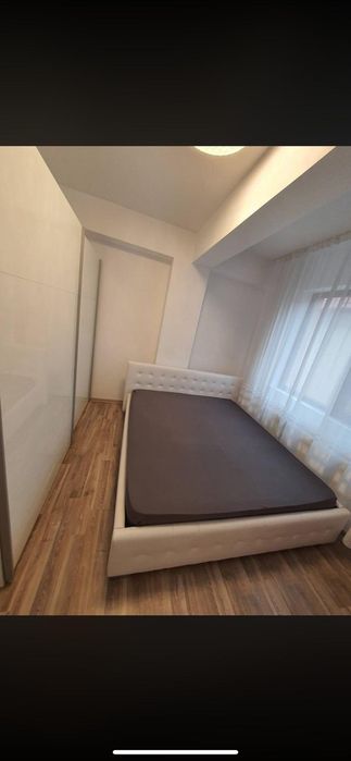 Proprietar închiriez apartament 3 camere zona apusului militari