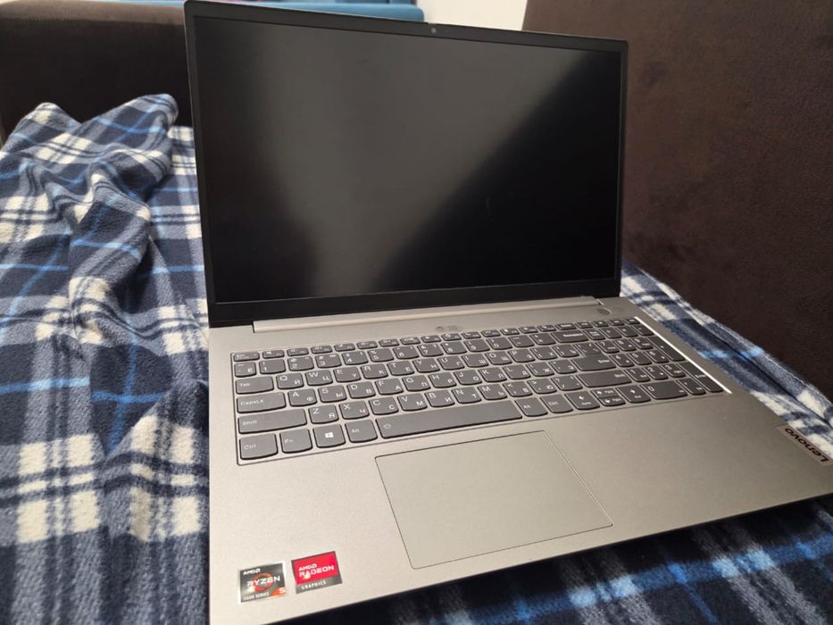 Lenova thinkbook 15