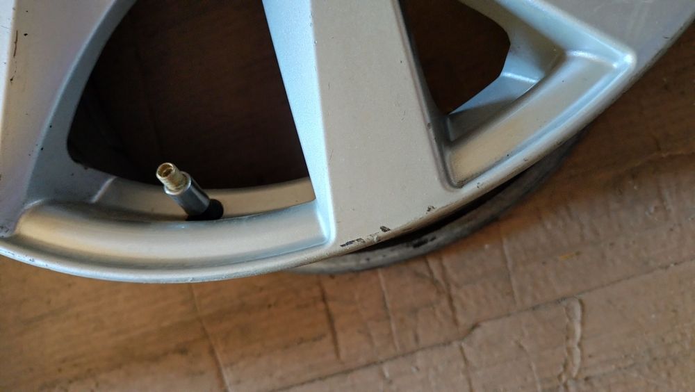 Продам титановый диск R17