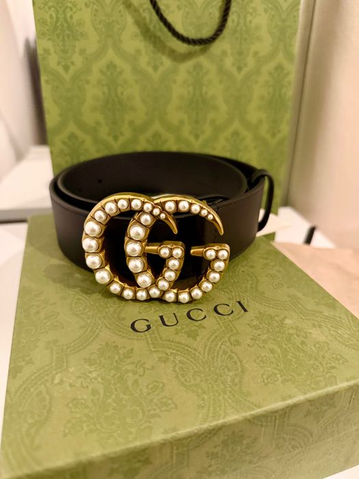 Curea originala Gucci Black Leather Belt With Perle Double G Buckle