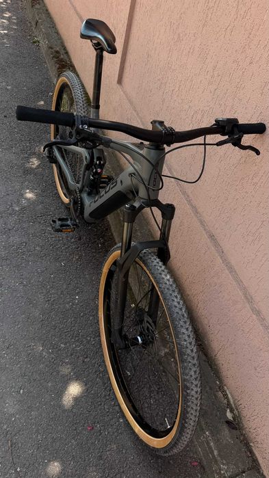 Focus Thron 2 29''er Bosch CX E-bike bicicleta electrica 2200km Hybrid rockshox Sram 1x12