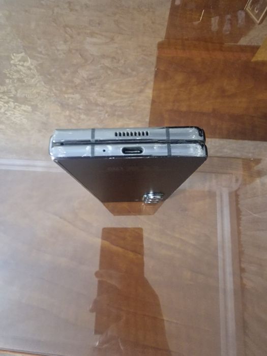 Samsung galaxy Z fold 5 512