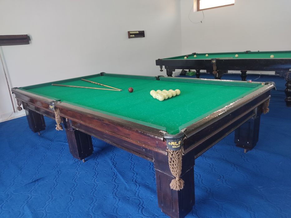 Blyard stol sotiladi arzon srochna