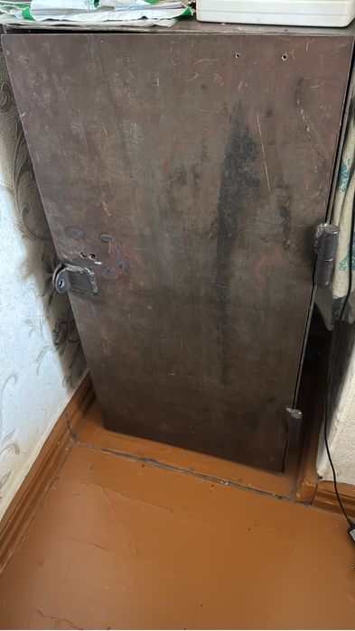 Продам сейф 3 мм