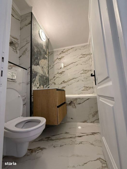 Apartament cu 3 camere – Zona Rogerius, Oradea
