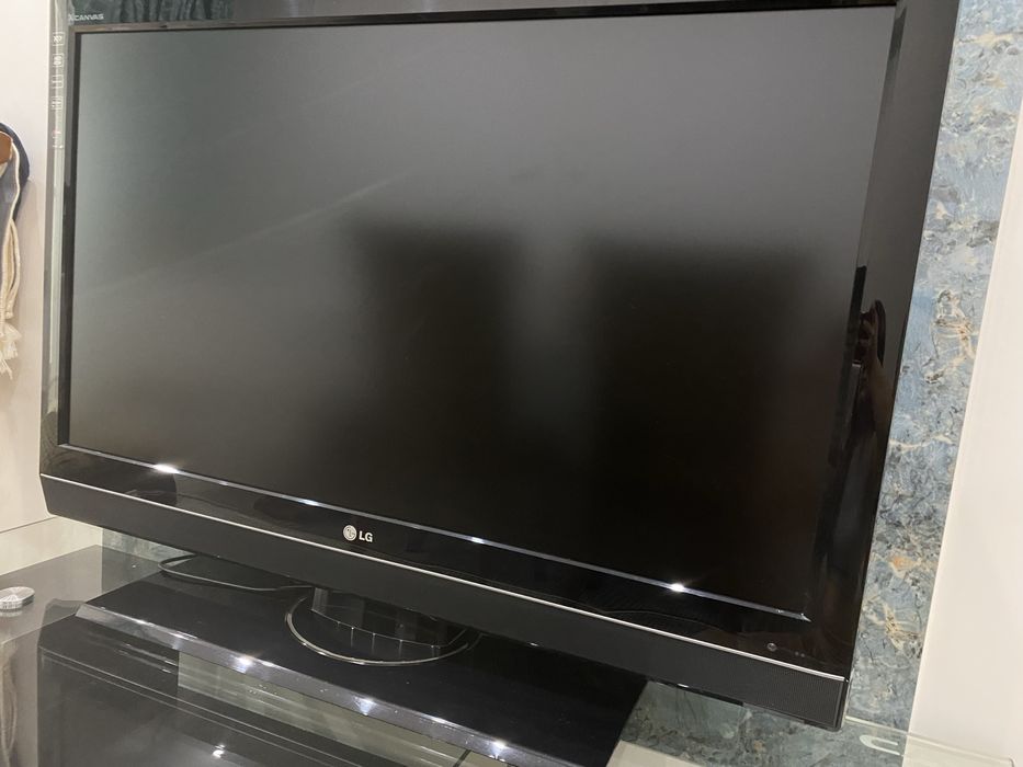 Телевизор LG 42ls7tr-ta