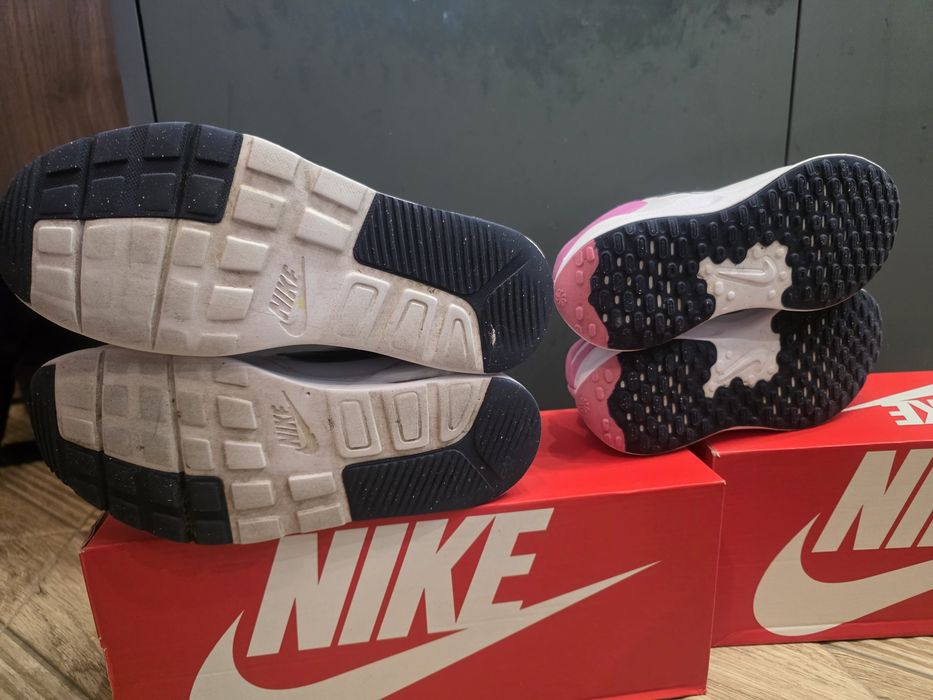 Дамски маратонки NIKE