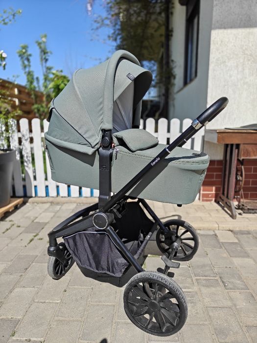 Carucior 3 in 1 Lionelo Mika Plus
