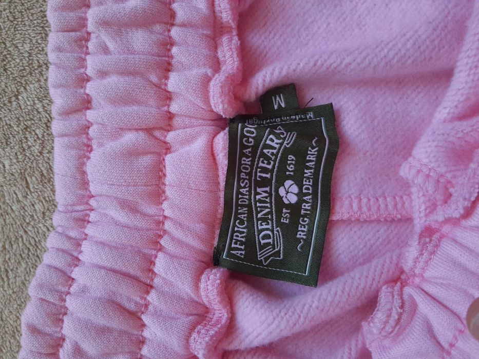 Pantaloni scurti roz denim tears originali