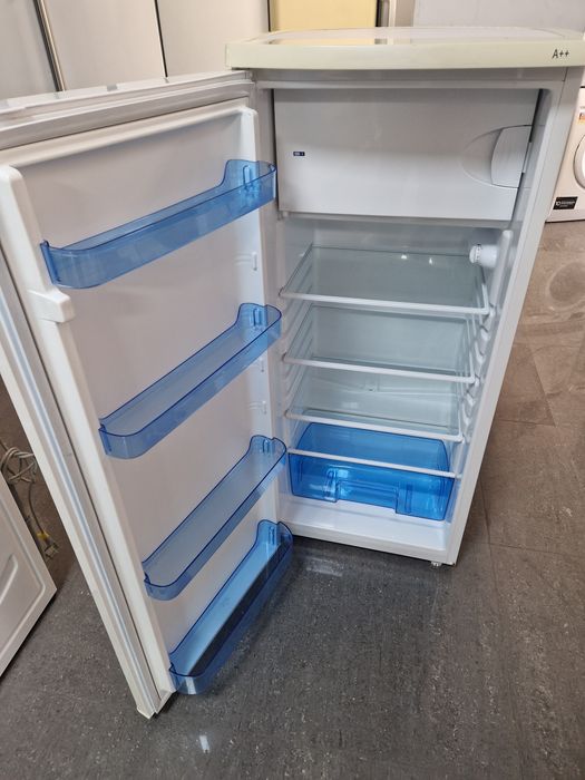 Хладилник с фризер Bosch A++