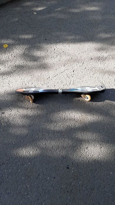 Двухколесный скейт