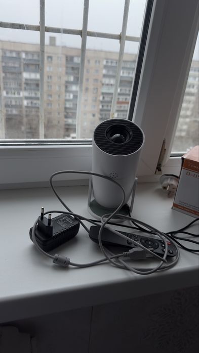 Продам проектор новый