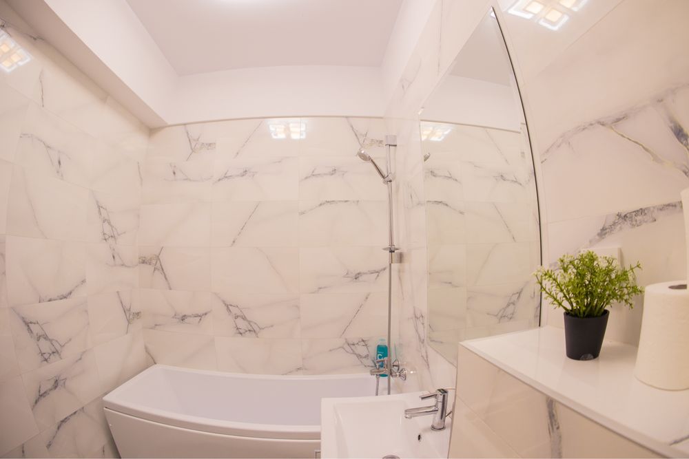 Cazare in Regim Hotelier ap 1-2 cam Iasi Centru Palas