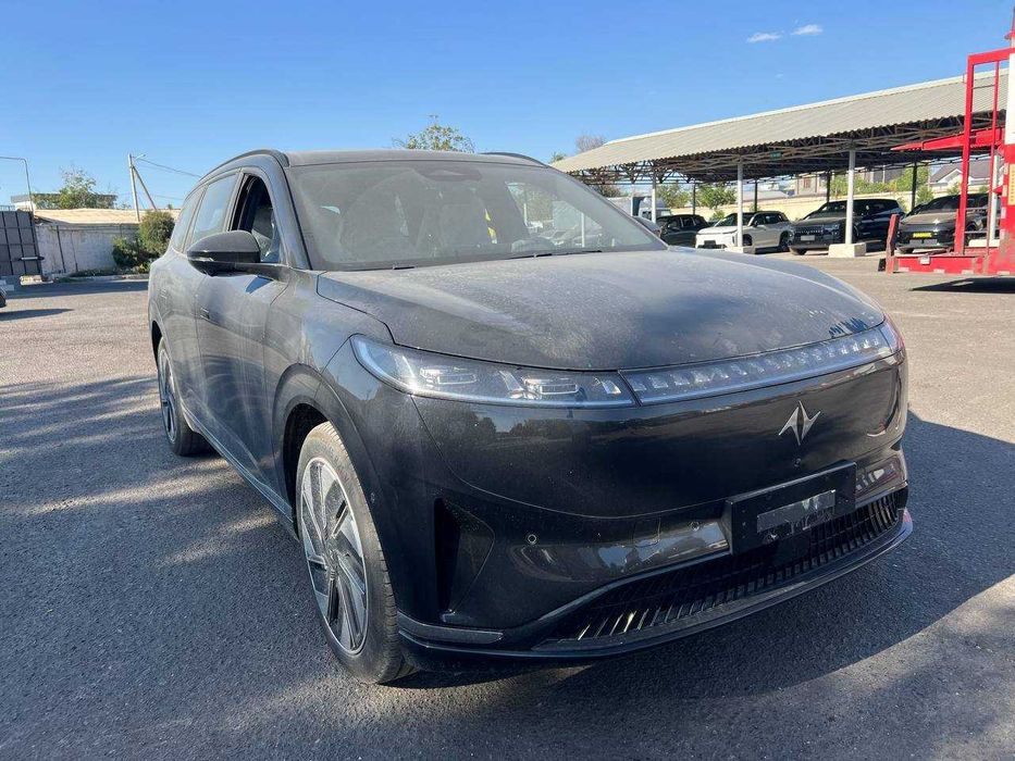 2024 Dongfeng eπ008