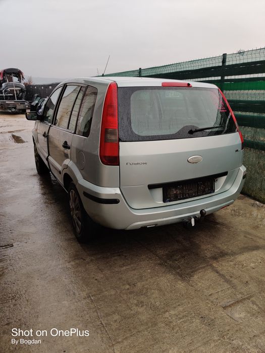 Vindem piese rezultate din dezmembrarea unui Ford Fusion