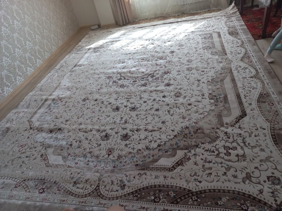 Ковер бежевый  5 на 4