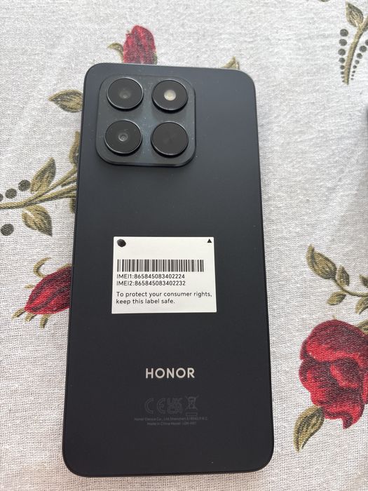 Vand telefon nou ,impecabil