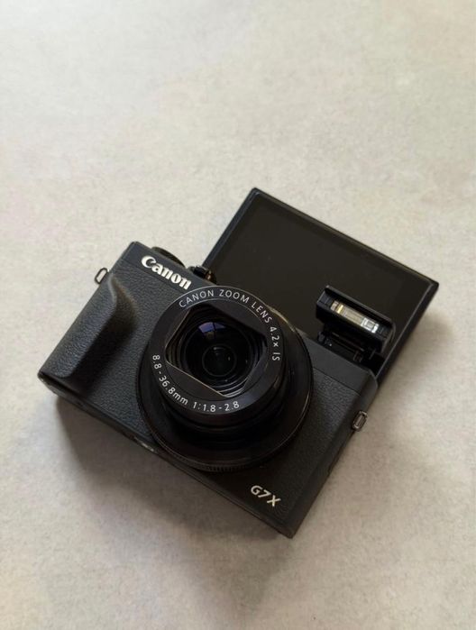 Камера Canon G7 X Mark II