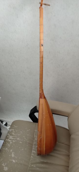 Продаю домбру советскую