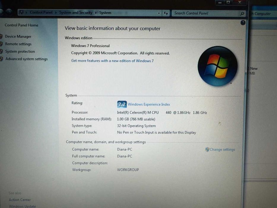 Laptop antic Fujitsu Siemens Amilo Intel Celeron M 440
