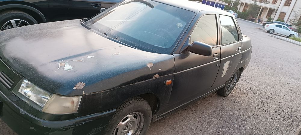 Лада 2110сотилади