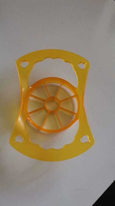 нож за диня или пъпеш + поадрък