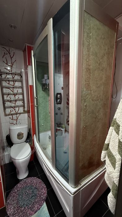 Продается душевая кабинка