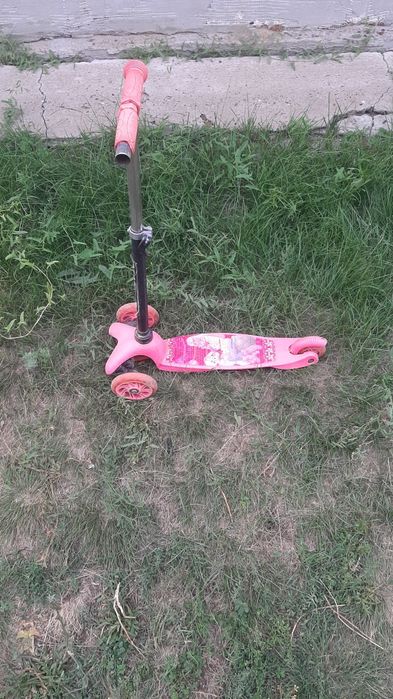 Продам самокат для