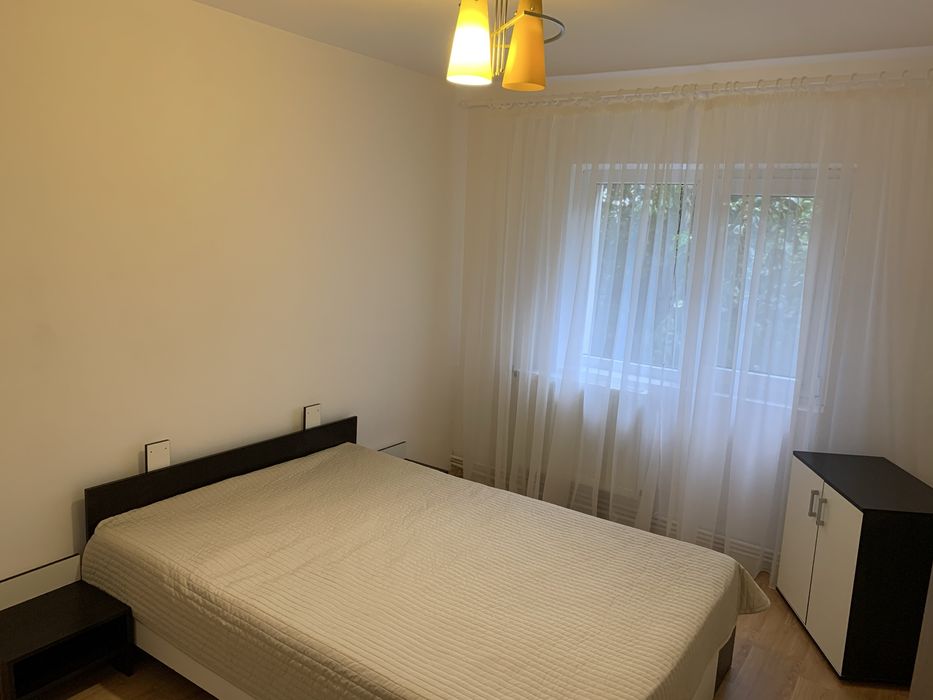 Inchiriez Apartament 3 Camere