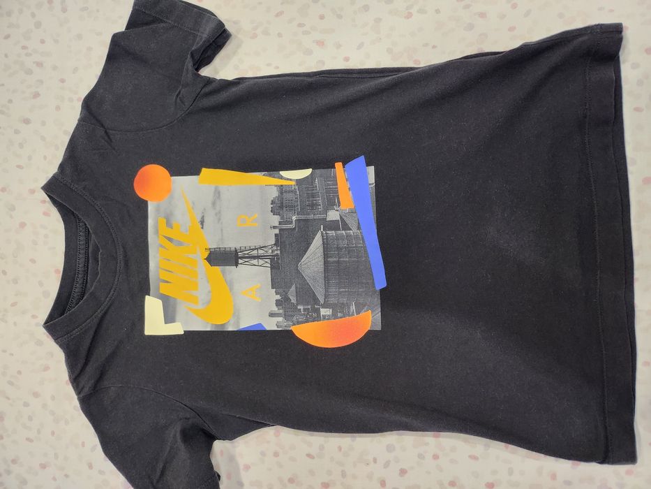 Тениски Nike (размер S)