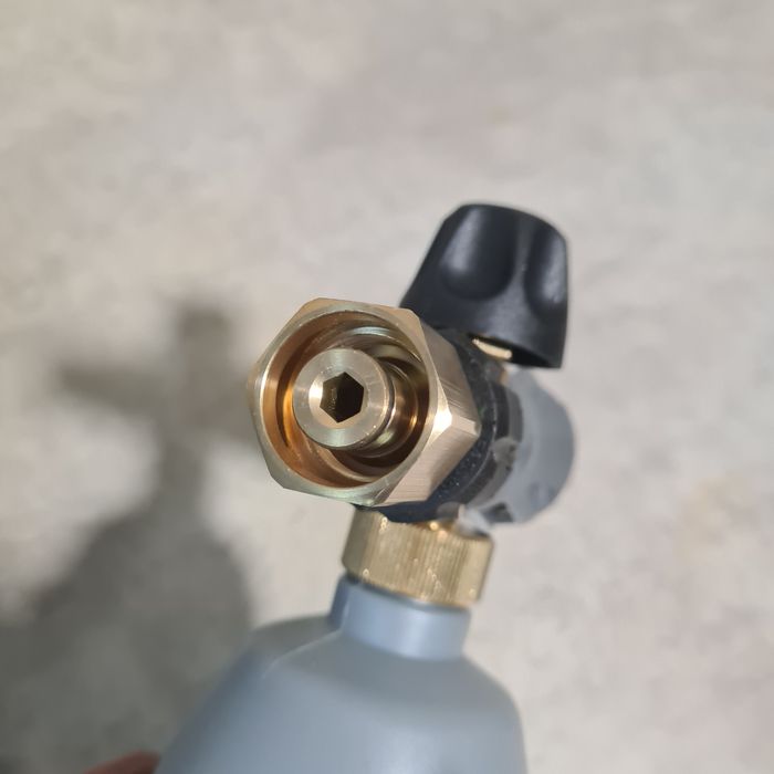 Проф. Пенная насадка на Kärcher