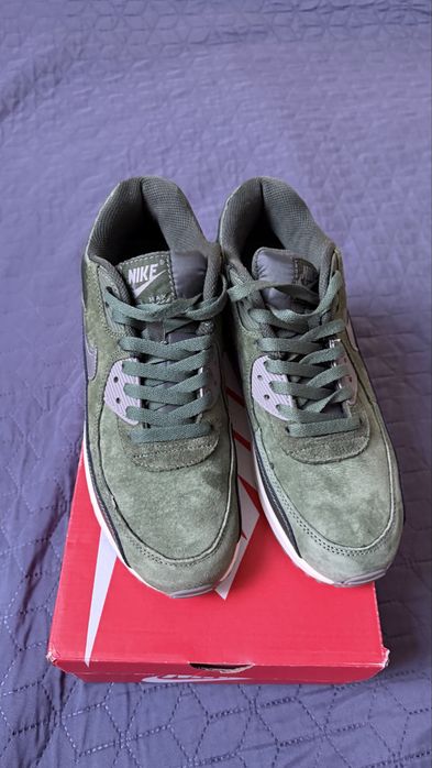 Оригинални маратонки Nike Air Max 90 Leather Carbon Green Metallic Pewter