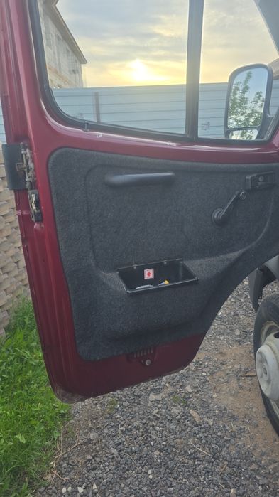 Продам газель газ3302