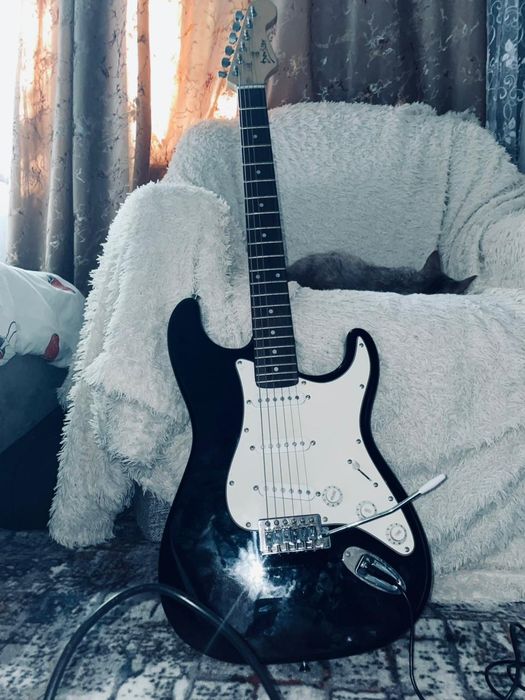 Электрогитара Stratocaster
