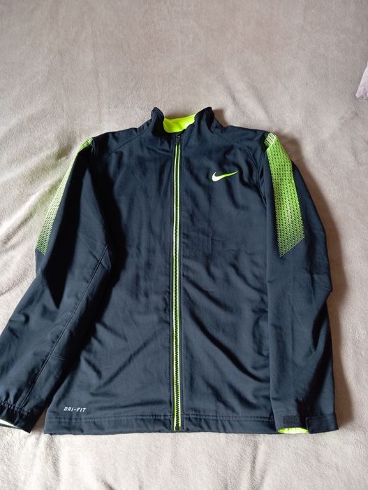 Jachetă de trening Nike Dry fit , marimea S/M