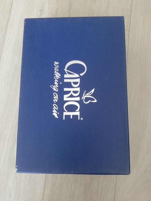 Босоножки женские Caprice