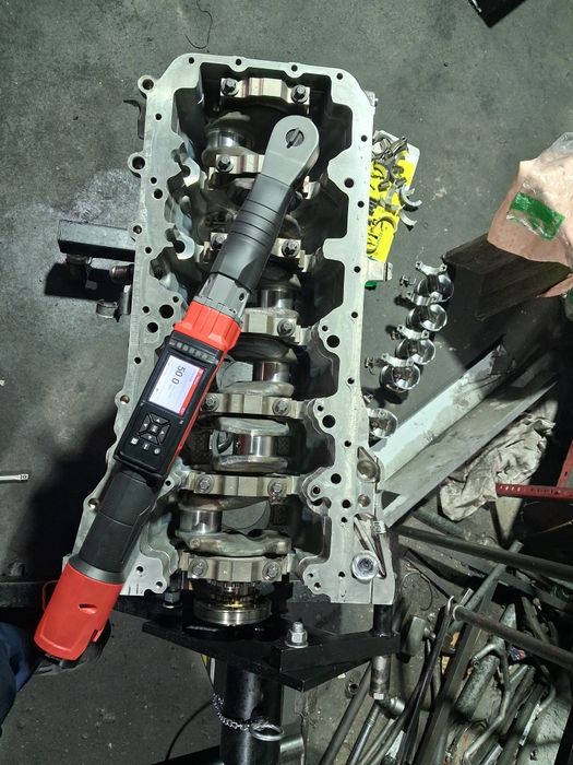 Recondiționez motoare n57