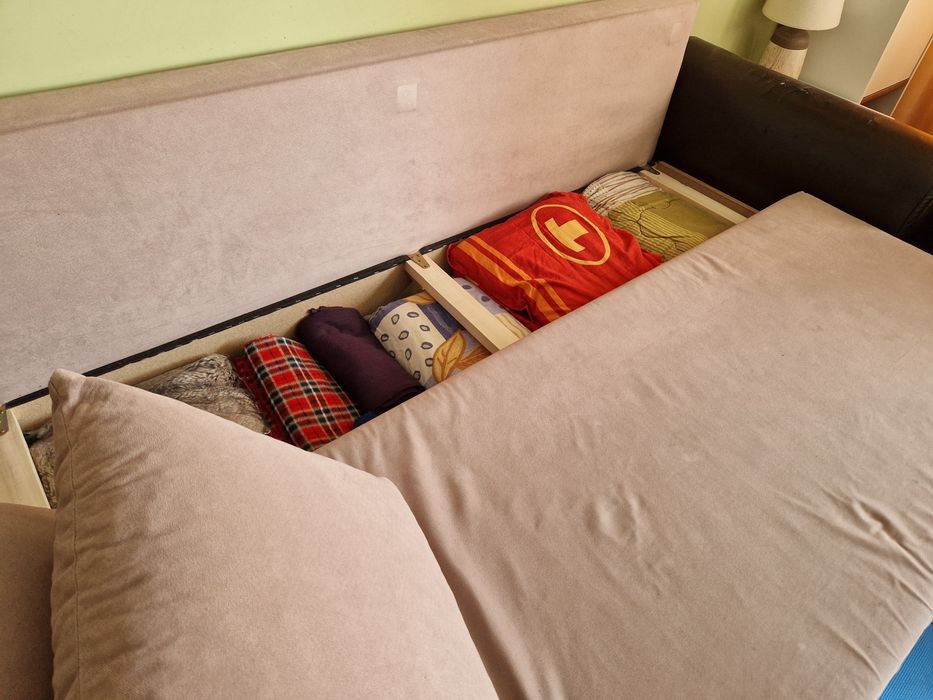 Диван + фотьойл + 2 табуретки