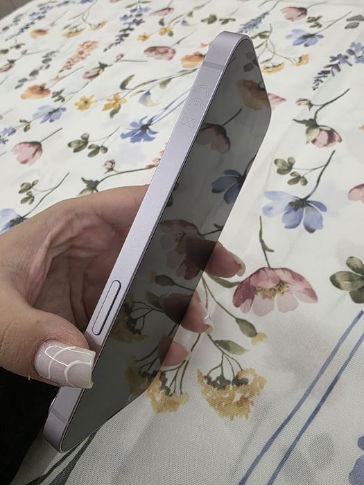 Продавам Iphone 14 128GB Purple