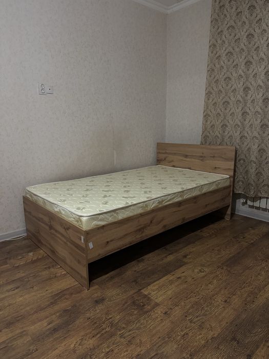 Продам кровать 120