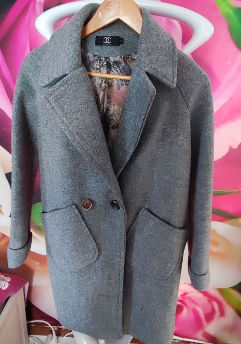 Куртка на подростка,пальто