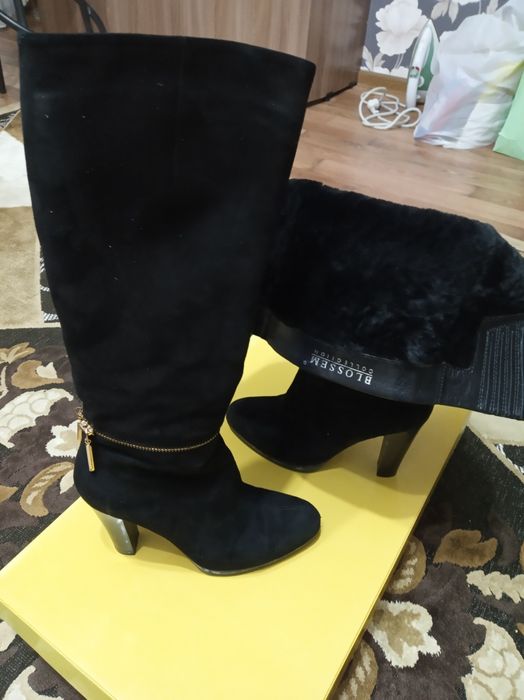 Кожаные и замшевые сапоги