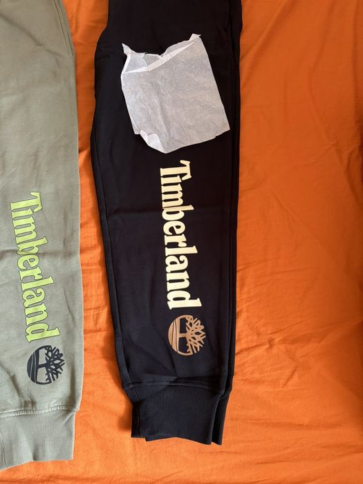 Timberland: XL Цена 25 евро за брой